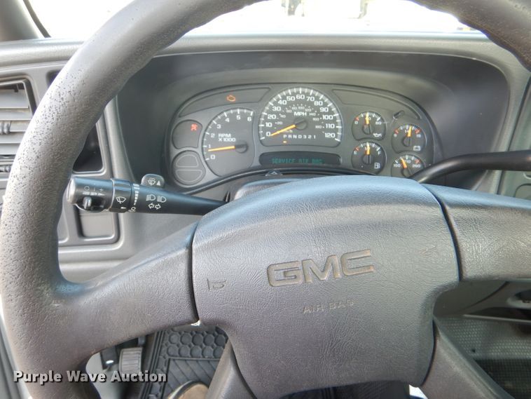 image for item DG4826 2006 GMC Sierra 1500 Ext. Cab pickup truck