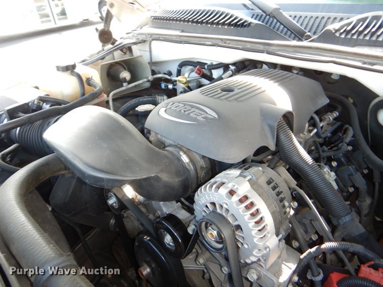 image for item DG4826 2006 GMC Sierra 1500 Ext. Cab pickup truck