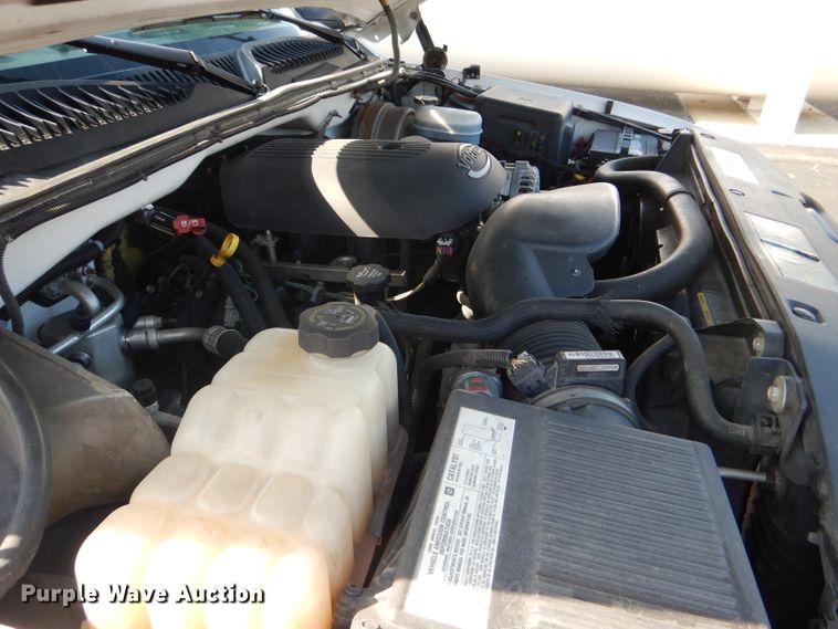 image for item DG4826 2006 GMC Sierra 1500 Ext. Cab pickup truck