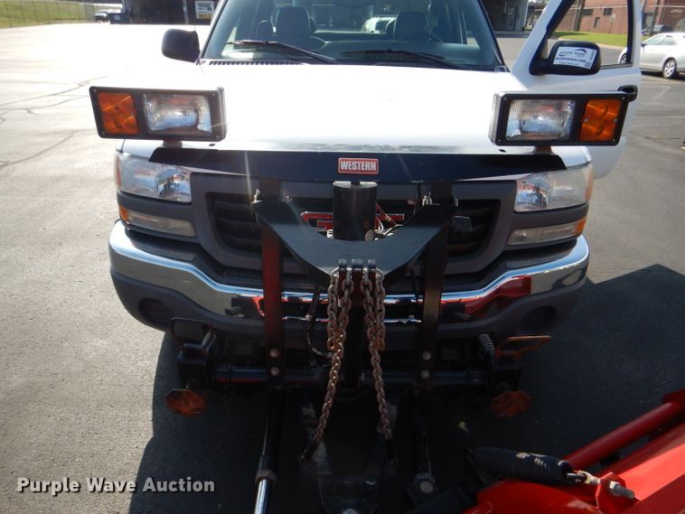 image for item DG4826 2006 GMC Sierra 1500 Ext. Cab pickup truck