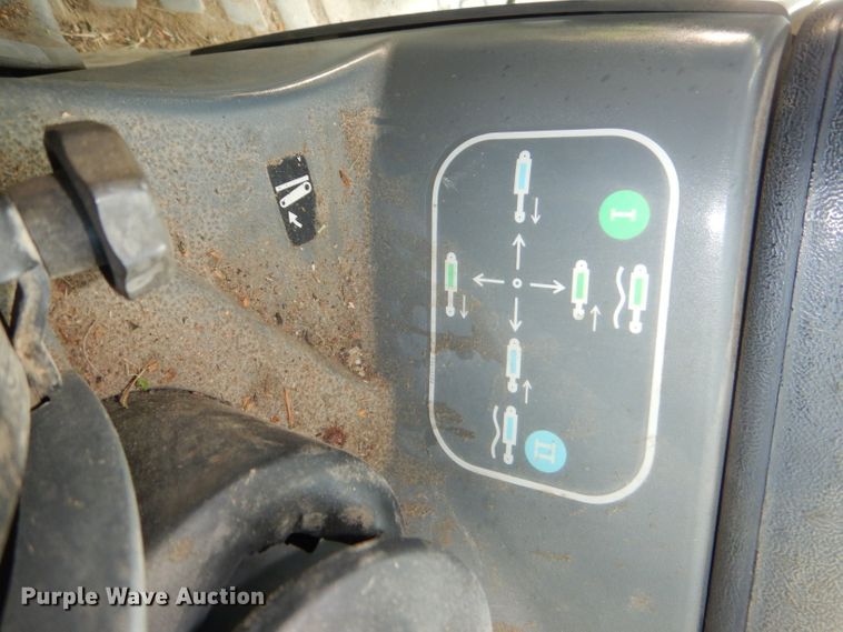 image for item DG4827 1998 New Holland TS100 tractor