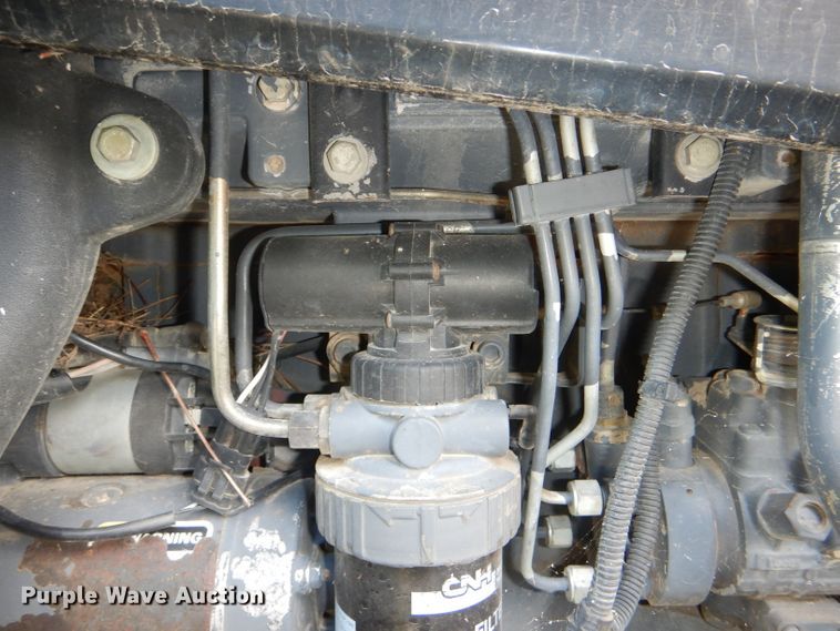 image for item DG4827 1998 New Holland TS100 tractor