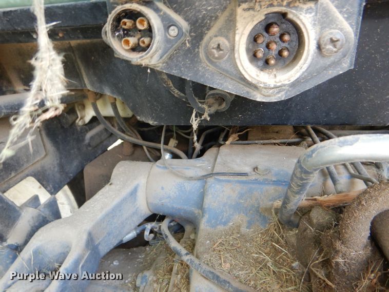 image for item DG4827 1998 New Holland TS100 tractor