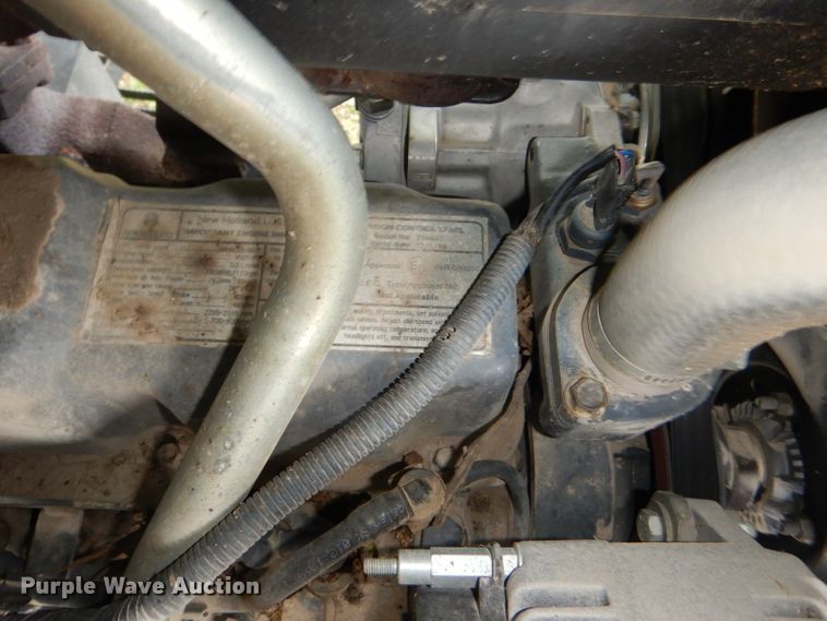 image for item DG4827 1998 New Holland TS100 tractor