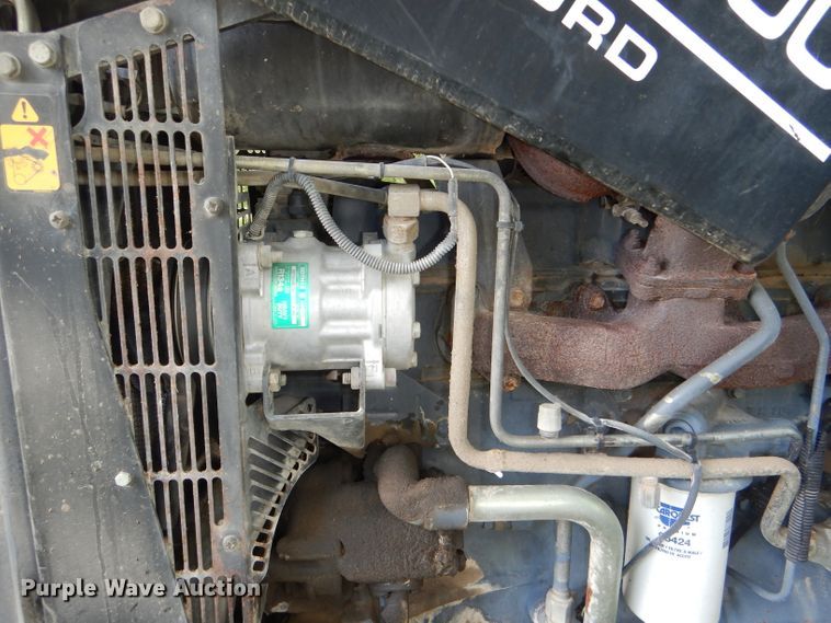 image for item DG4827 1998 New Holland TS100 tractor