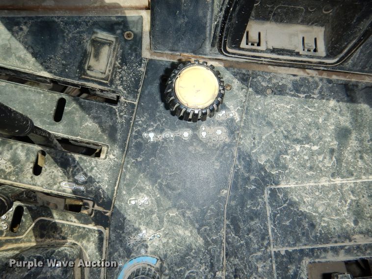 image for item DG4828 1996 John Deere 6300 tractor