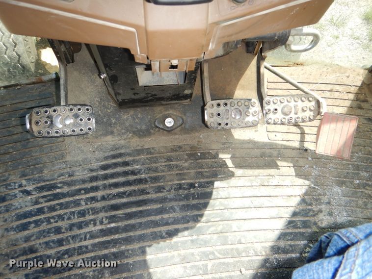 image for item DG4828 1996 John Deere 6300 tractor