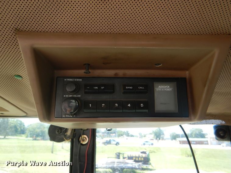 image for item DG4828 1996 John Deere 6300 tractor