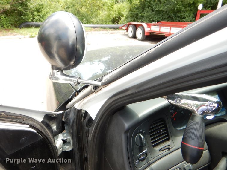 image for item DG4833 2011 Ford Crown Victoria Police Interceptor