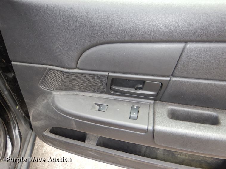 image for item DG4833 2011 Ford Crown Victoria Police Interceptor