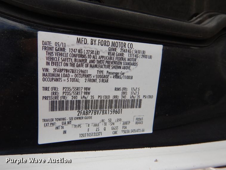 image for item DG4833 2011 Ford Crown Victoria Police Interceptor