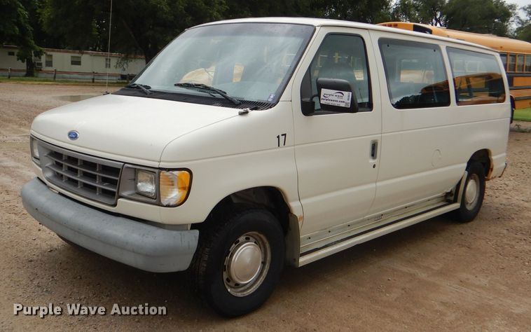 image for item DG4843 1996 Ford Club Wagon van