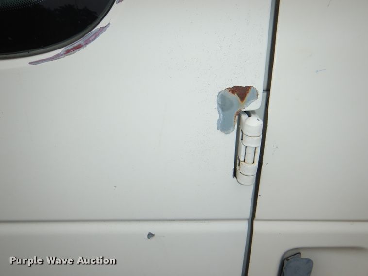 image for item DG4843 1996 Ford Club Wagon van