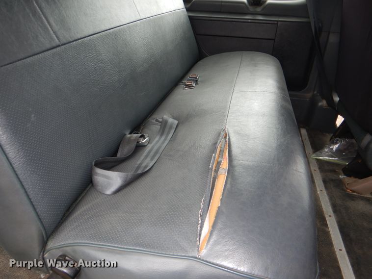 image for item DG4843 1996 Ford Club Wagon van