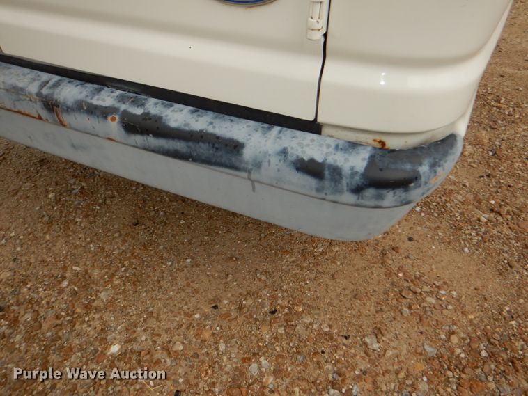 image for item DG4843 1996 Ford Club Wagon van