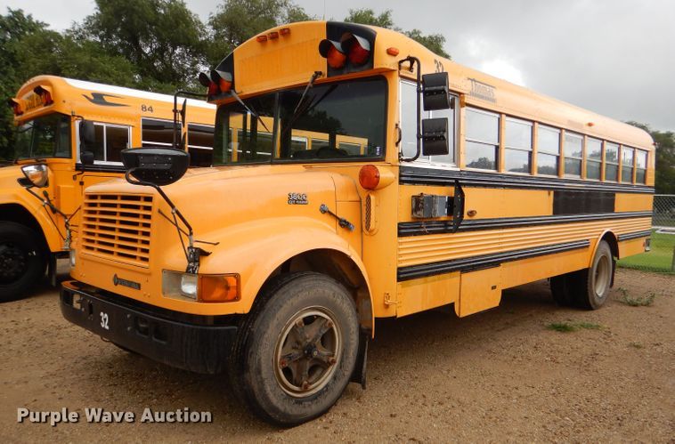 image for item DG4844 1997 International 3800 Thomas school bus