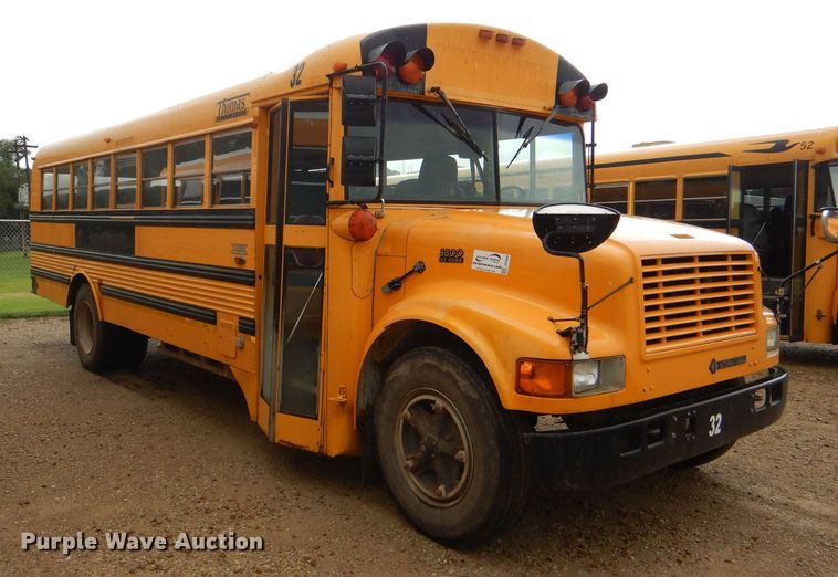 image for item DG4844 1997 International 3800 Thomas school bus