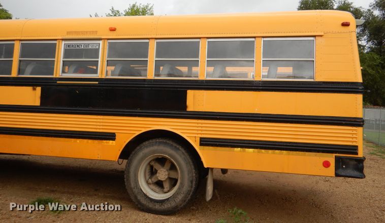 image for item DG4844 1997 International 3800 Thomas school bus
