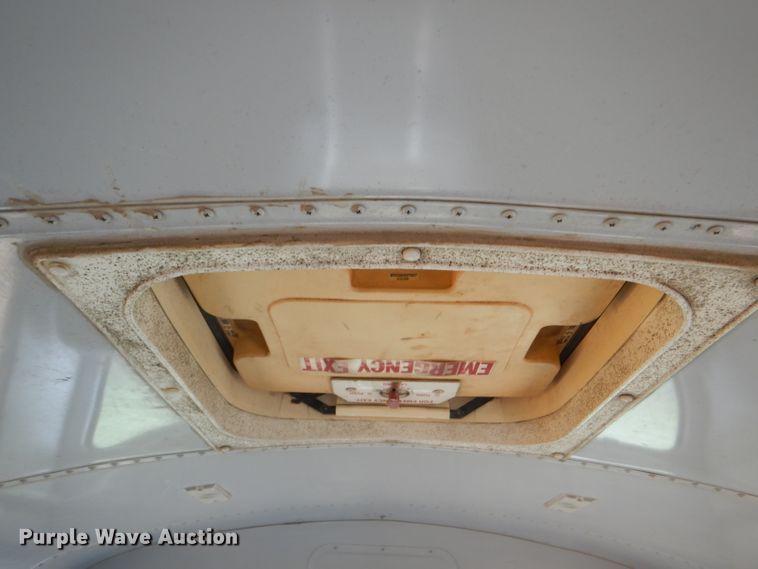 image for item DG4844 1997 International 3800 Thomas school bus