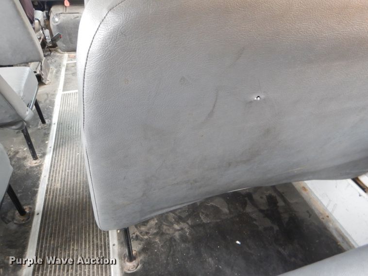 image for item DG4844 1997 International 3800 Thomas school bus