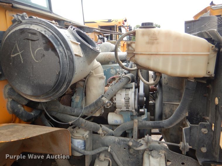 image for item DG4844 1997 International 3800 Thomas school bus