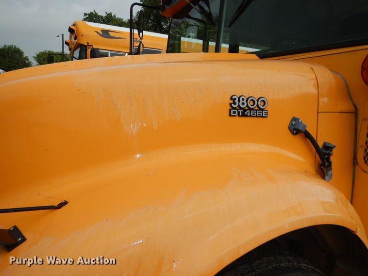 image for item DG4844 1997 International 3800 Thomas school bus