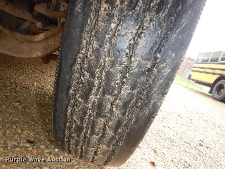 image for item DG4844 1997 International 3800 Thomas school bus