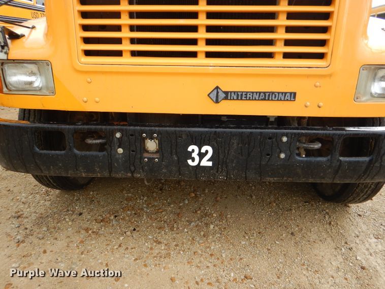 image for item DG4844 1997 International 3800 Thomas school bus