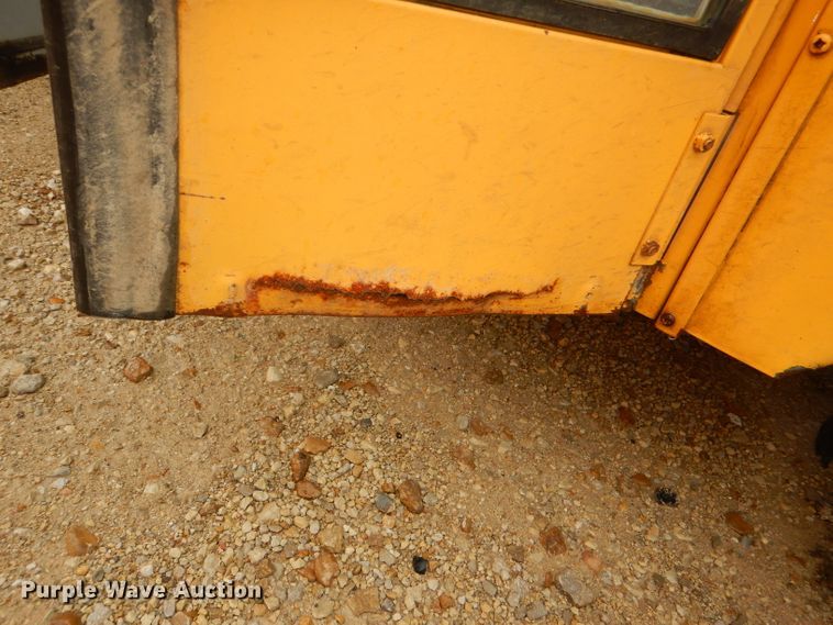 image for item DG4844 1997 International 3800 Thomas school bus