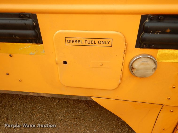 image for item DG4844 1997 International 3800 Thomas school bus