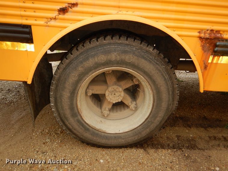 image for item DG4844 1997 International 3800 Thomas school bus