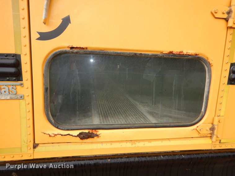 image for item DG4844 1997 International 3800 Thomas school bus