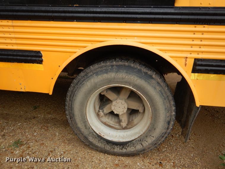 image for item DG4844 1997 International 3800 Thomas school bus