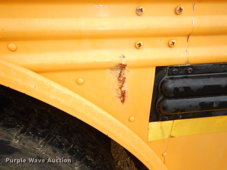 image for item DG4844 1997 International 3800 Thomas school bus