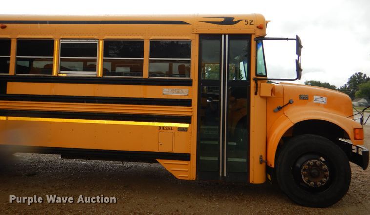 image for item DG4845 1996 International 3800 Blue Bird school bus