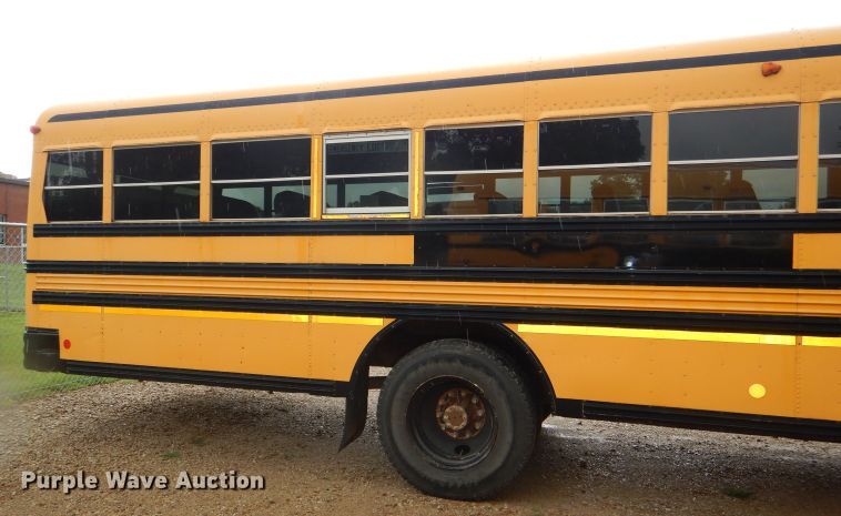 image for item DG4845 1996 International 3800 Blue Bird school bus
