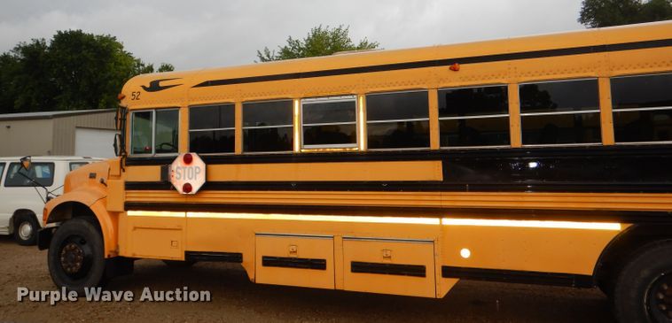 image for item DG4845 1996 International 3800 Blue Bird school bus
