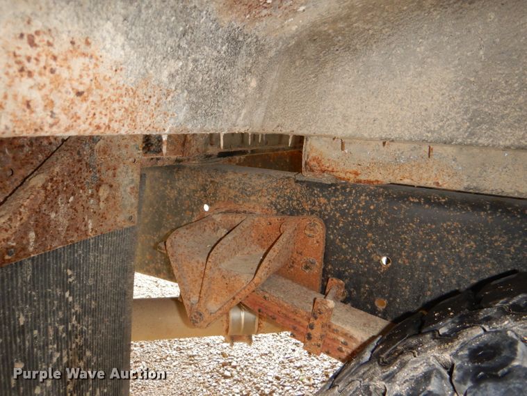 image for item DG4845 1996 International 3800 Blue Bird school bus