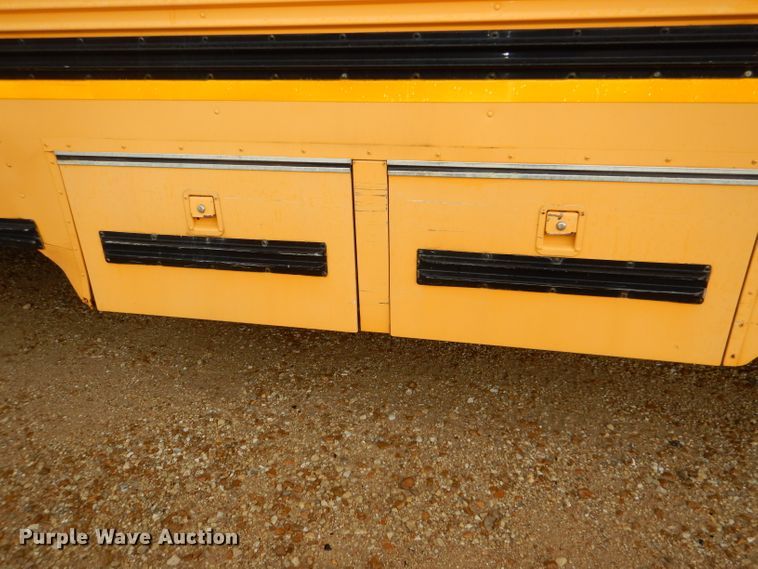 image for item DG4845 1996 International 3800 Blue Bird school bus