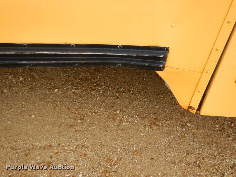 image for item DG4845 1996 International 3800 Blue Bird school bus