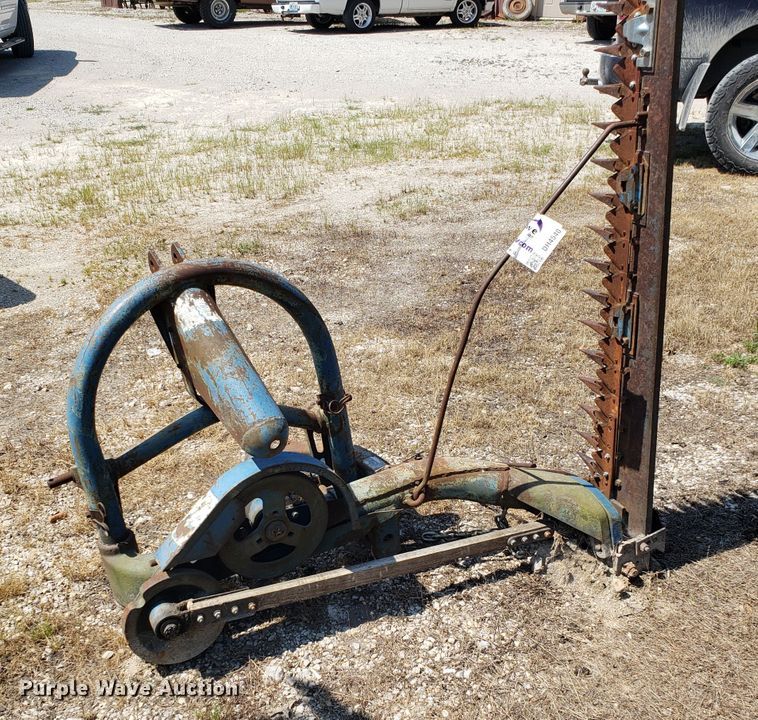 image for item DH4540 Ford sickle mower