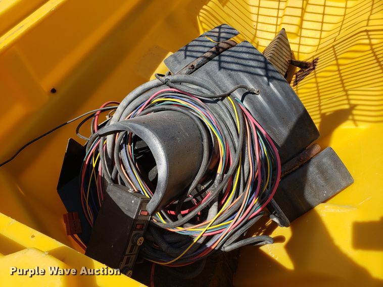 image for item DH4542 Snow Ex V-Maxx 8500 spreader