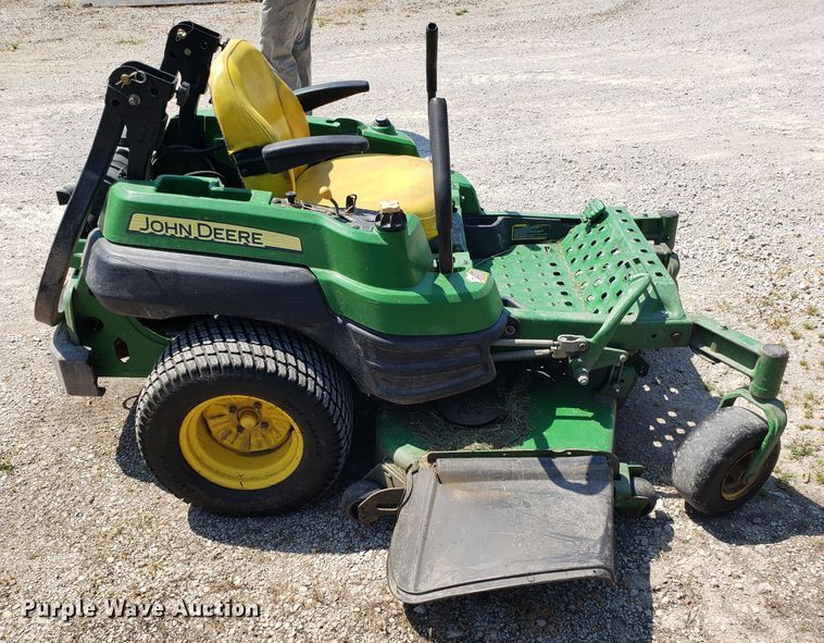 image for item DH4544 John Deere Z920A ZTR lawn mower