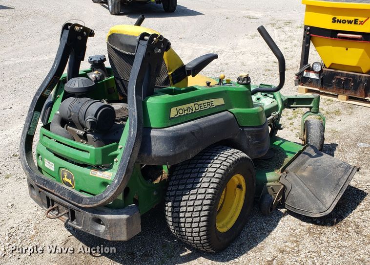 image for item DH4544 John Deere Z920A ZTR lawn mower