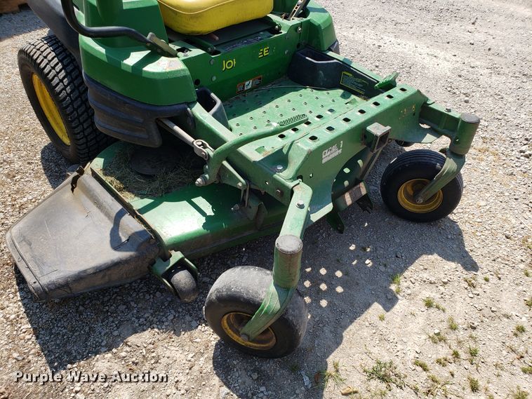 image for item DH4544 John Deere Z920A ZTR lawn mower