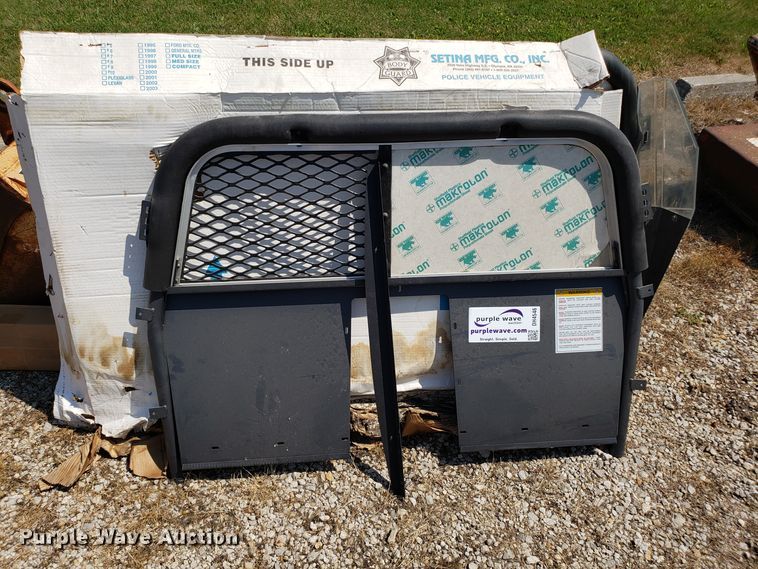 image for item DH4546 (2) cage dividers