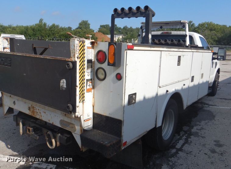 image for item DI2254 2008 Ford F350 Super Duty utility bed pickup truck