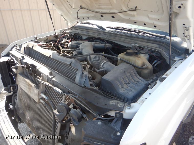 image for item DI2254 2008 Ford F350 Super Duty utility bed pickup truck