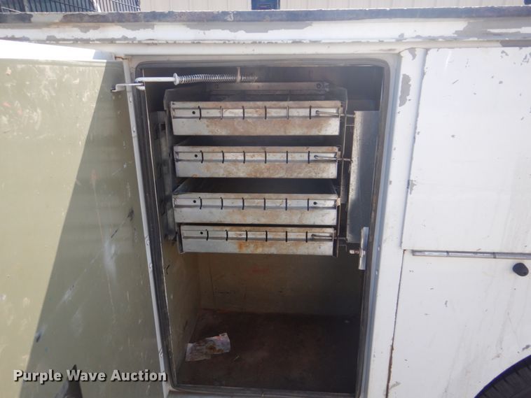 image for item DI2254 2008 Ford F350 Super Duty utility bed pickup truck