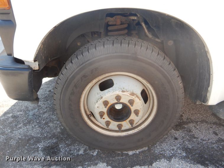 image for item DI2254 2008 Ford F350 Super Duty utility bed pickup truck